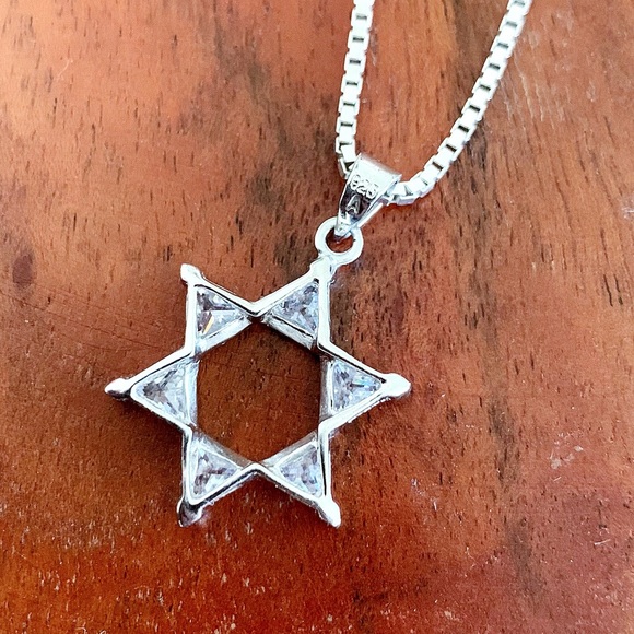 😍 Beautiful Star of David Crystal Pendant - Picture 4 of 8